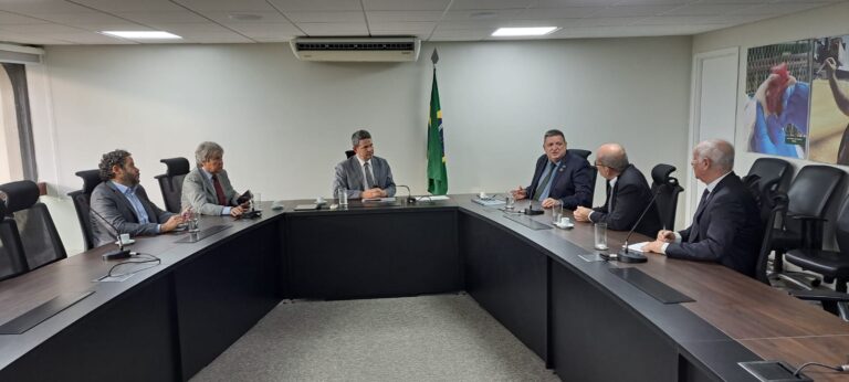 omena-vai-ate-brasilia-dialogar-com-o-ministerio-da-agricultura.-veja-pautas…