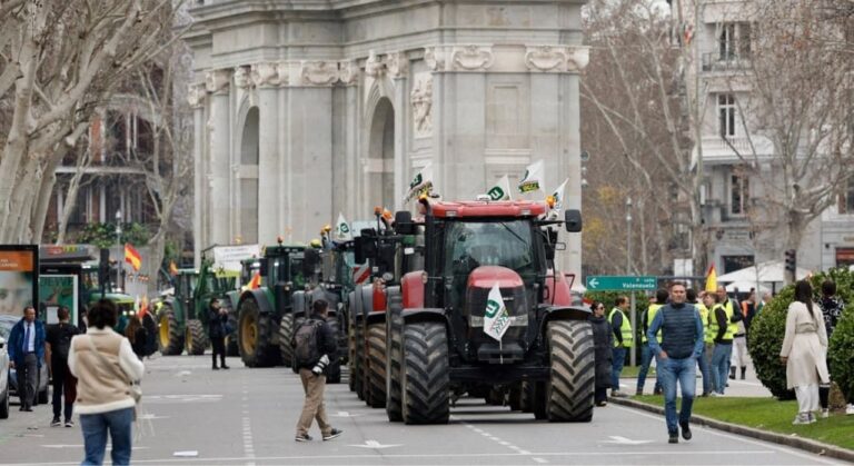 milhares-de-agricultores-protestam-em-madri