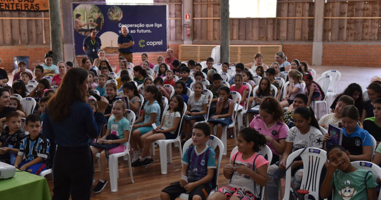 coxilha-recebe-primeira-reuniao-e-coprel-na-escola-de-2024