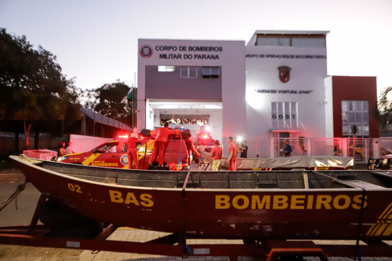 parana-envia-forca-tarefa-do-corpo-de-bombeiros-ao-rio-grande-do-sul