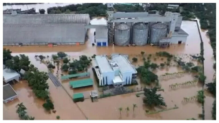 armazem-com-100-mil-toneladas-de-soja-rompe-em-canoas