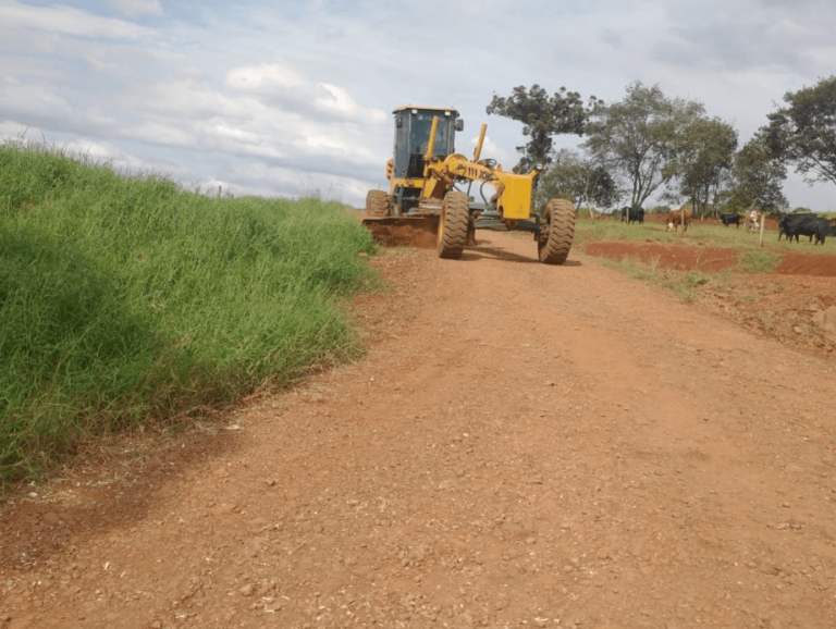 investimentos-em-estradas-rurais-ajudam-na-producao-em-cascavel