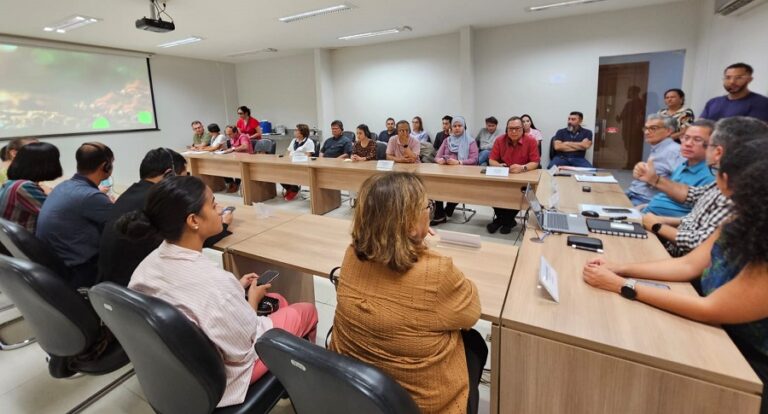 embaixadores-da-asia-estao-em-manaus-para-conhecer-as-tecnologias-da-embrapa.-eu-me-sinto-envergonhado!